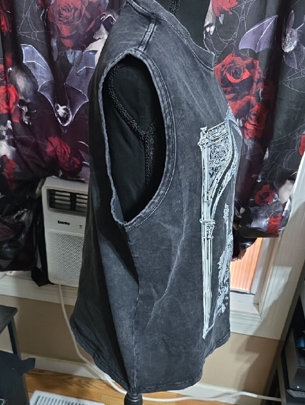 Gothic Hooded Figure Graphic Muscle Tee - Black - Picture 2 of 7